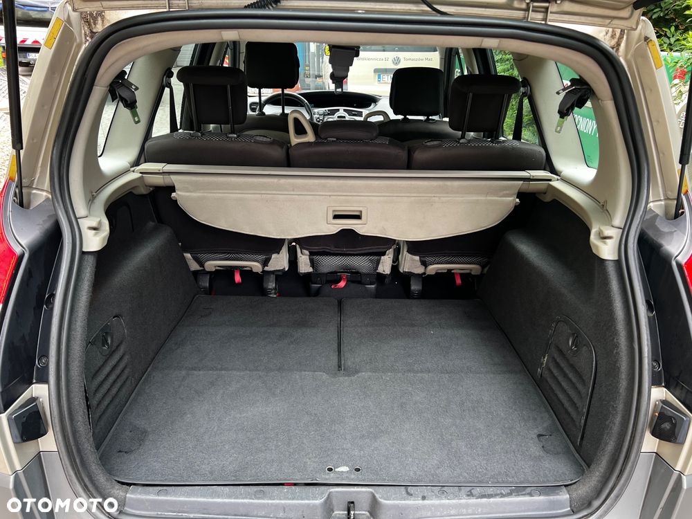 Renault Scenic - 8