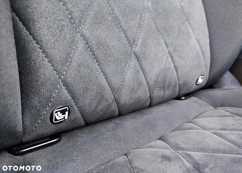 Volkswagen Golf 2.0 TDI Style - 18