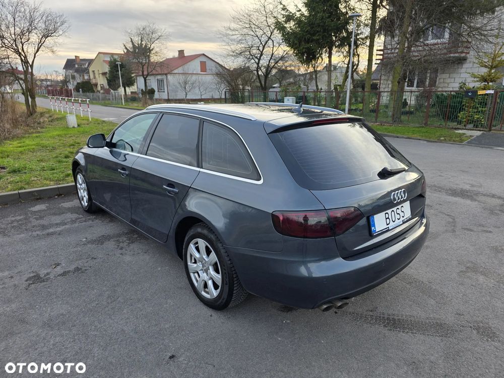 Audi A4 Avant - 4