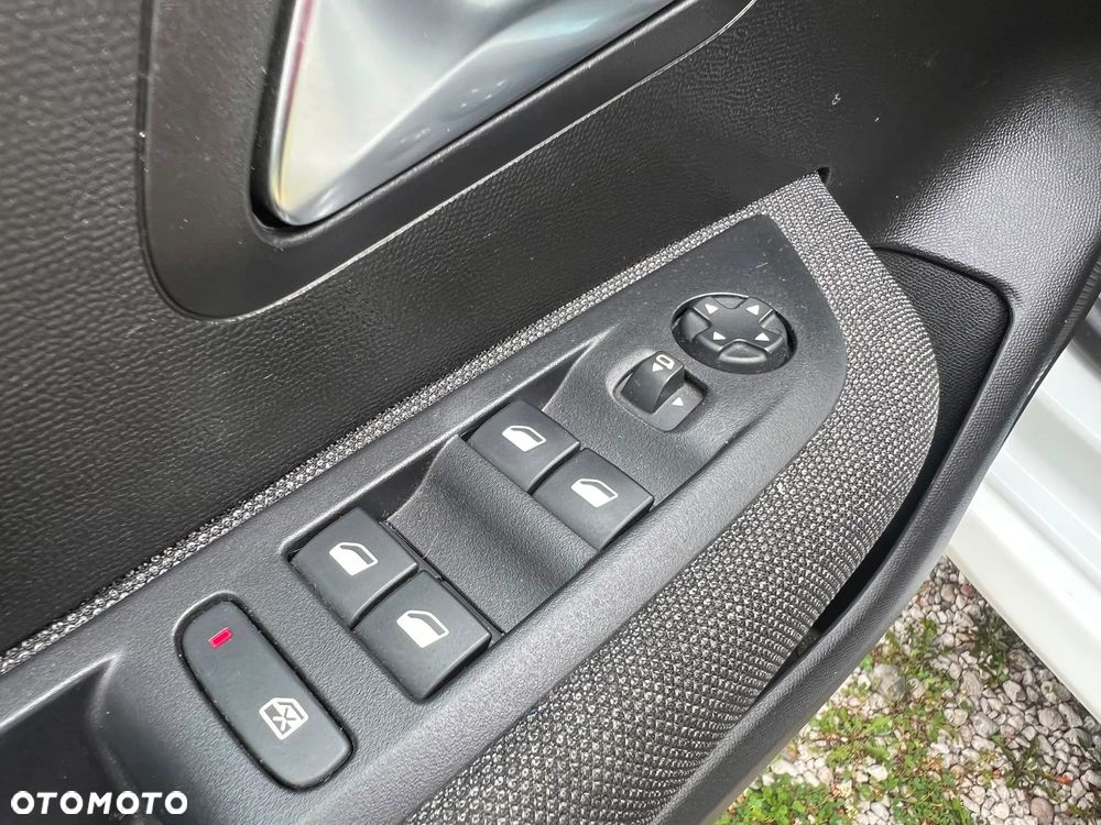 Peugeot 208 PureTech 110 Stop & Start Tech Edition - 27