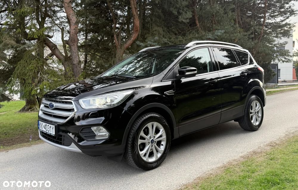 Ford Kuga 1.5 EcoBoost 2x4 Titanium - 1