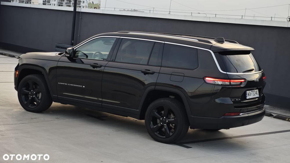 Jeep Grand Cherokee - 8