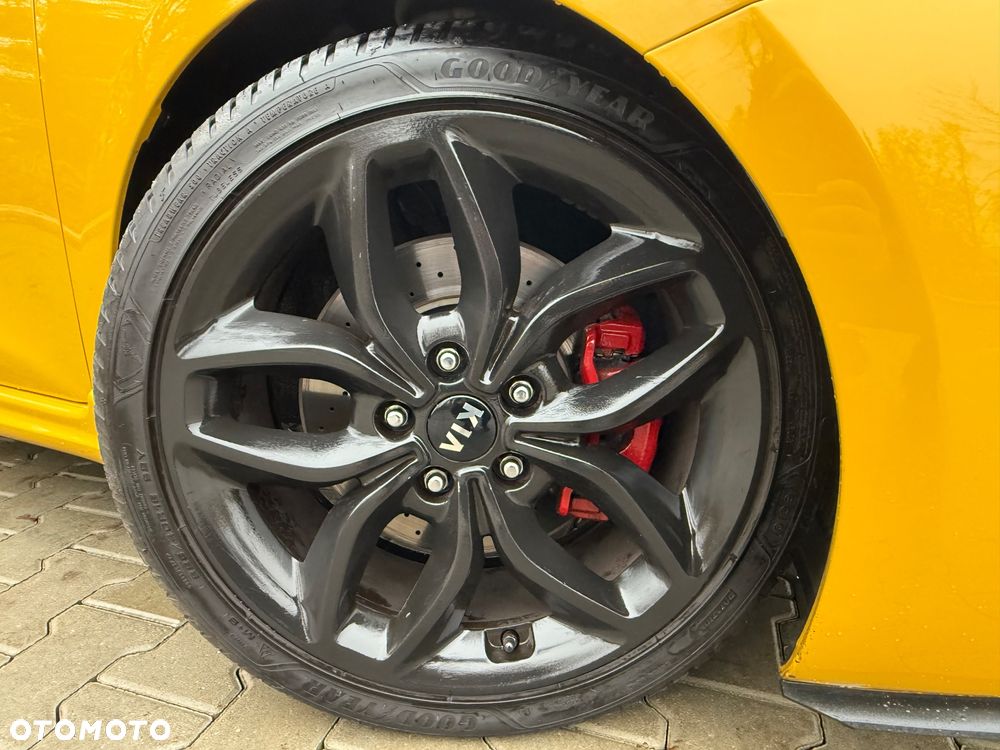 Kia Ceed 1.6 T-GDI GT-Track - 13