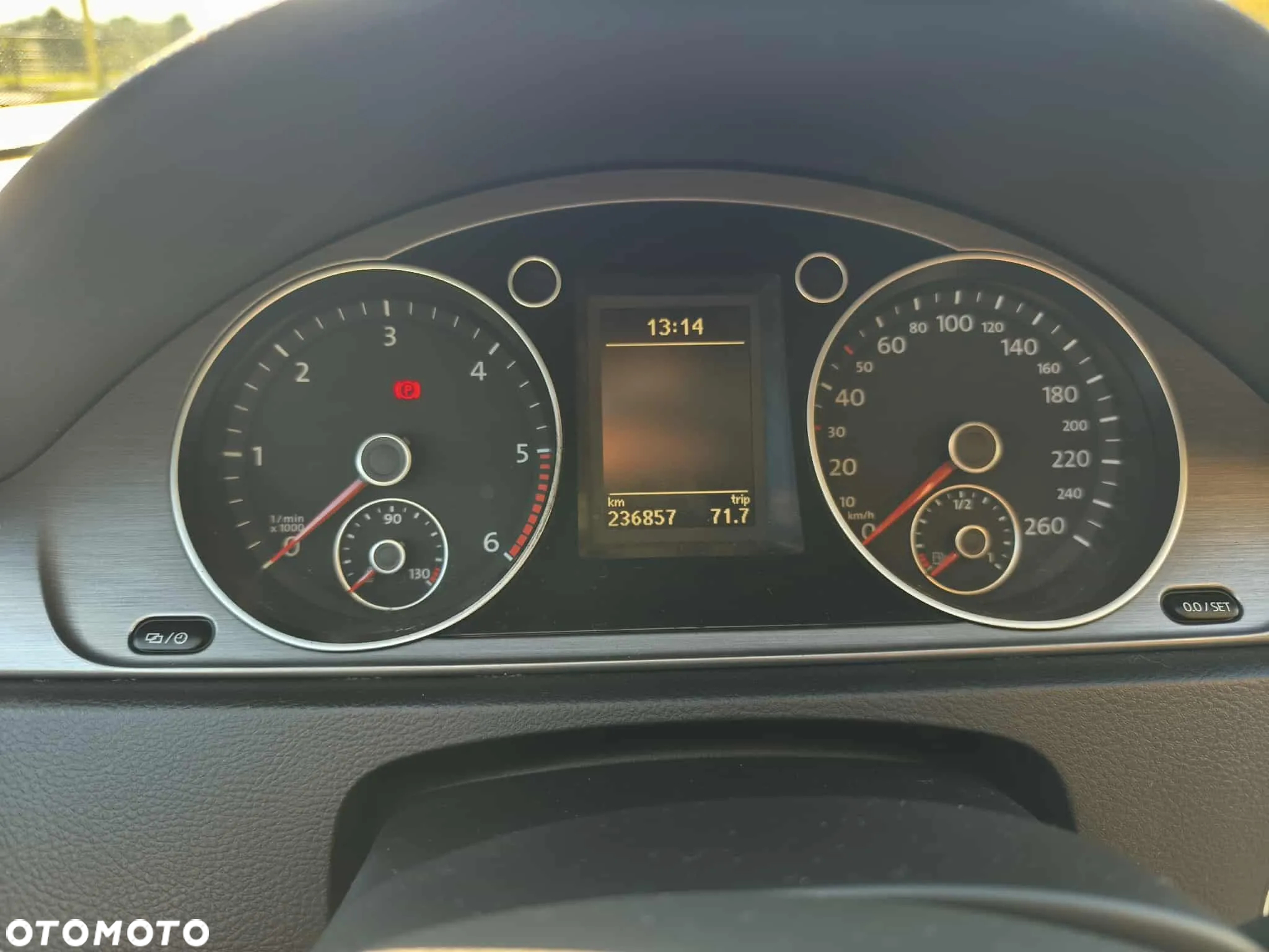 Volkswagen Passat 2.0 TDI Comfortline DSG - 15