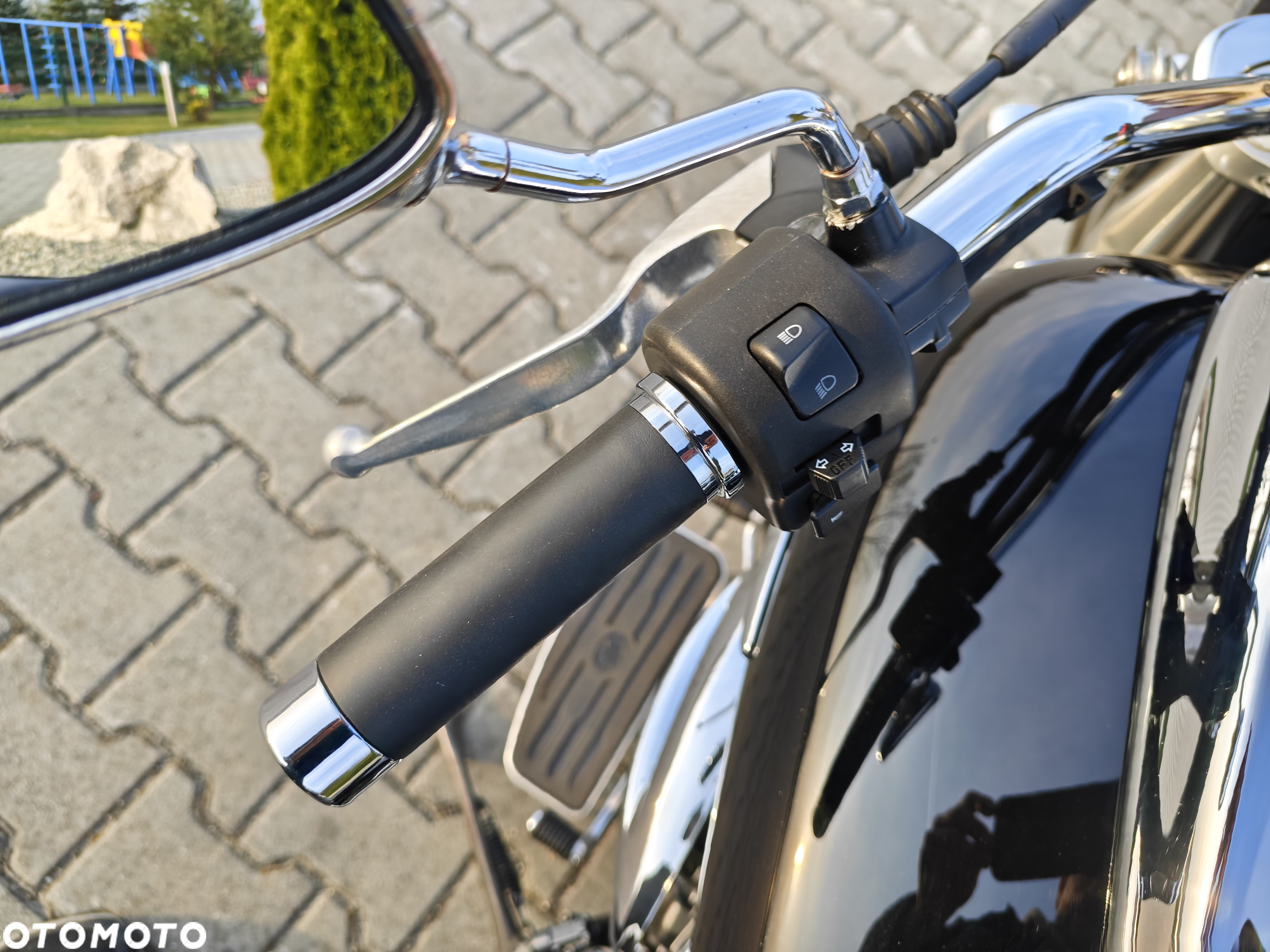 Yamaha XVS - 27