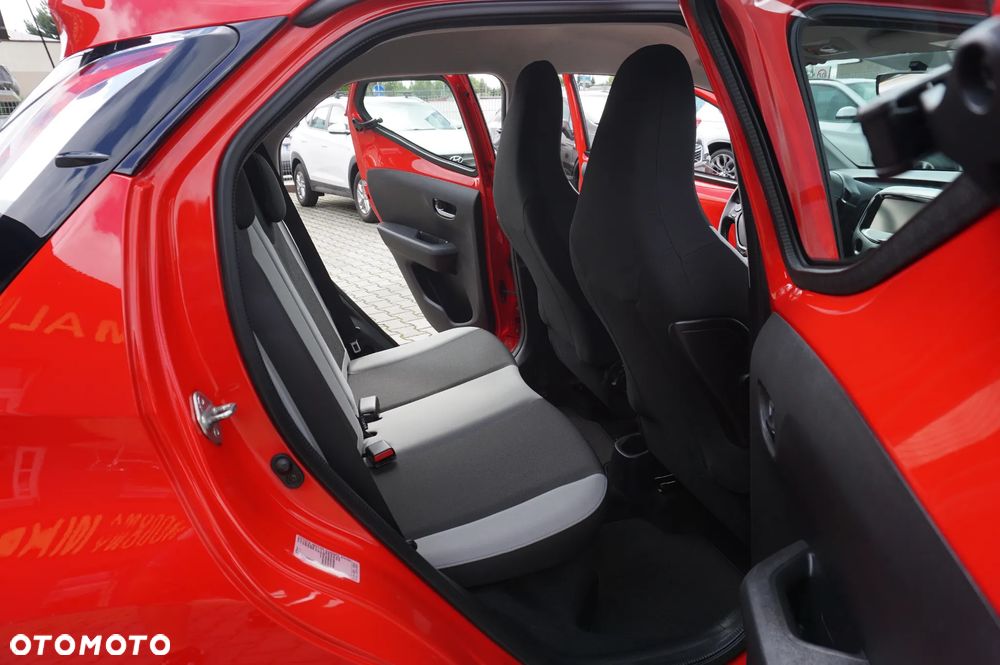 Toyota Aygo x-play Edition-S - 31