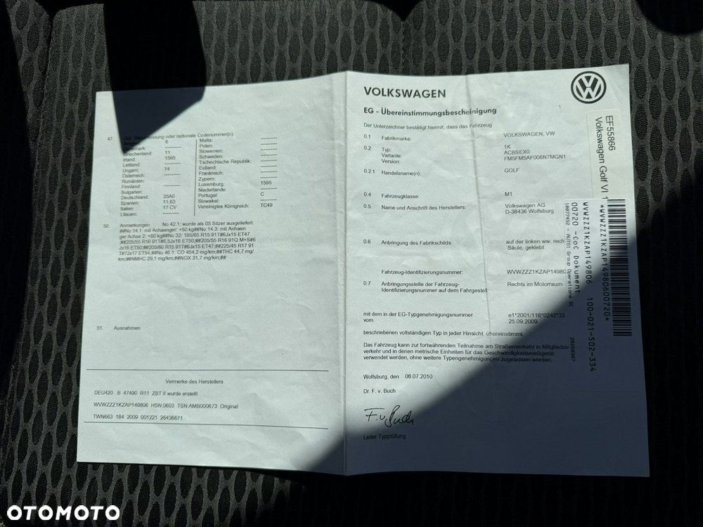 Volkswagen Golf - 37