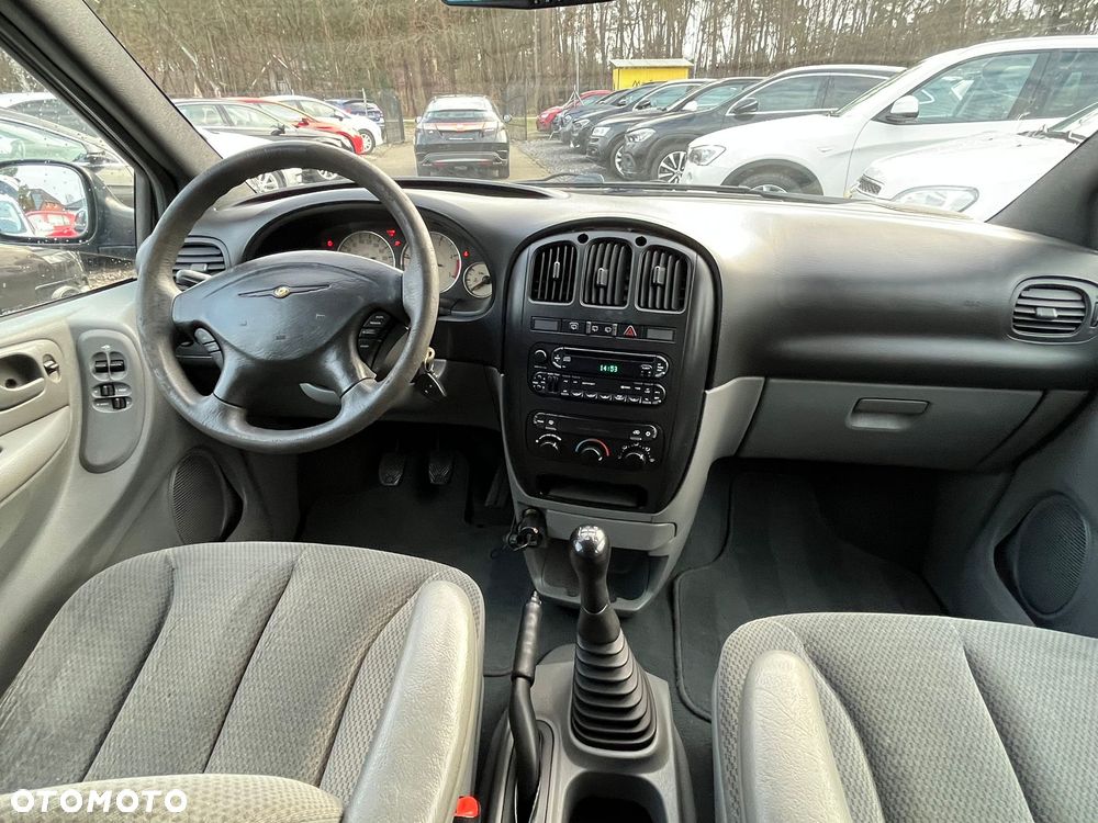 Chrysler Grand Voyager 2.5 CRD Limited - 13