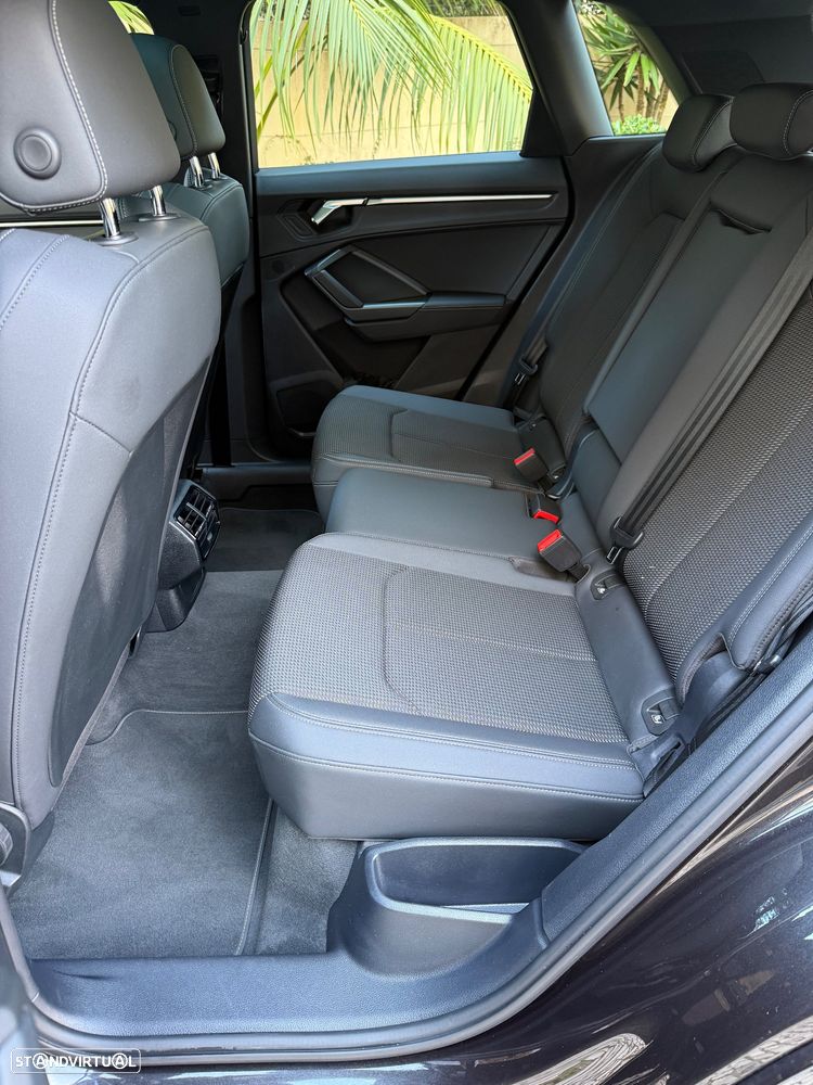 Audi Q3 45 TFSIe S tronic S line - 11