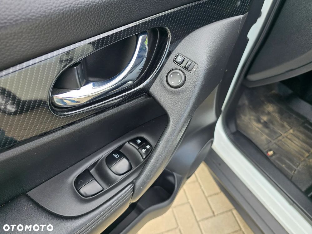 Nissan X-Trail - 24