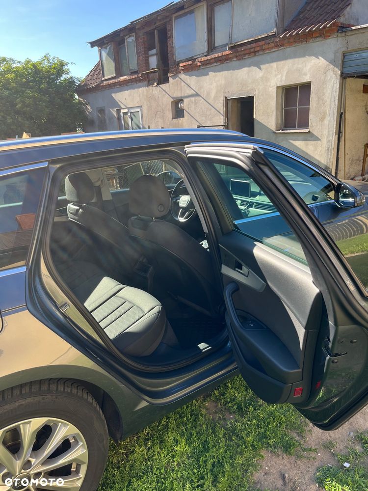 Audi A4 Avant 2.0 TDI S tronic - 15