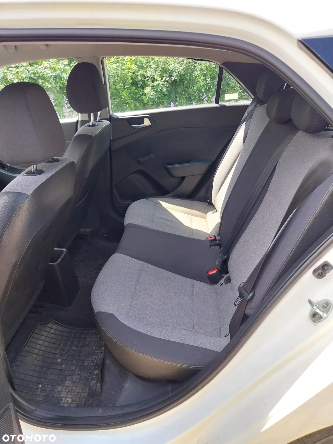 Hyundai i20 1.1 CRDi Comfort - 9