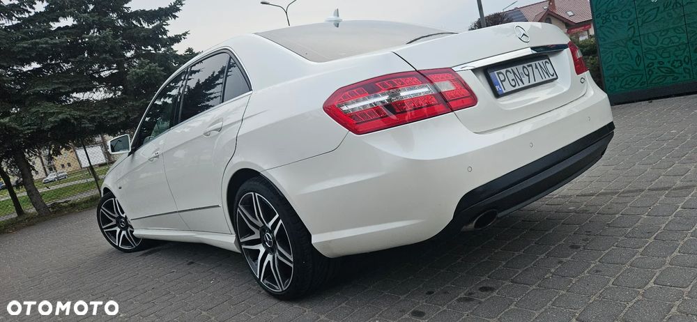 Mercedes-Benz Klasa E - 11