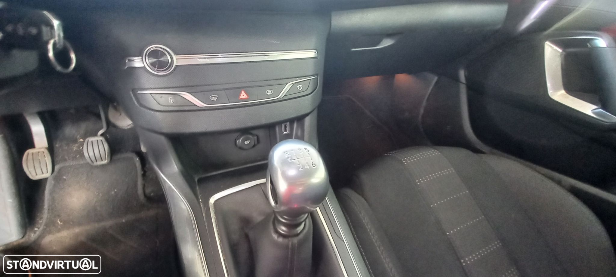 Peugeot 308 1.2 PureTech Allure - 5
