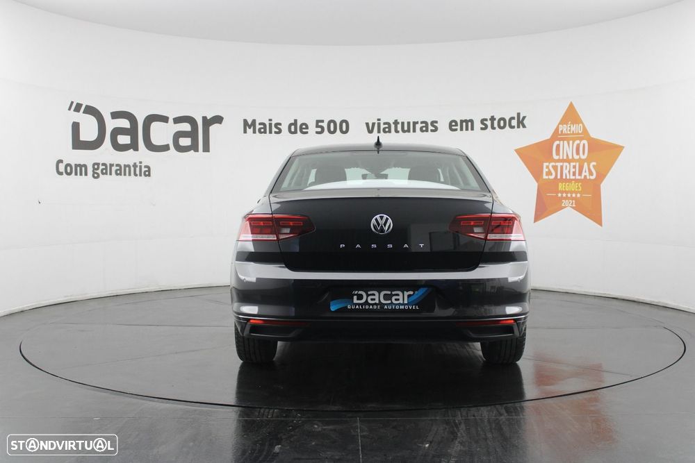 VW Passat 1.6 TDI Business DSG - 7