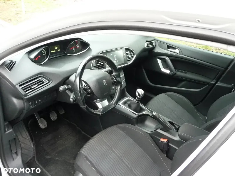 Peugeot 308 BlueHDi FAP 120 Stop & Start Active - 11