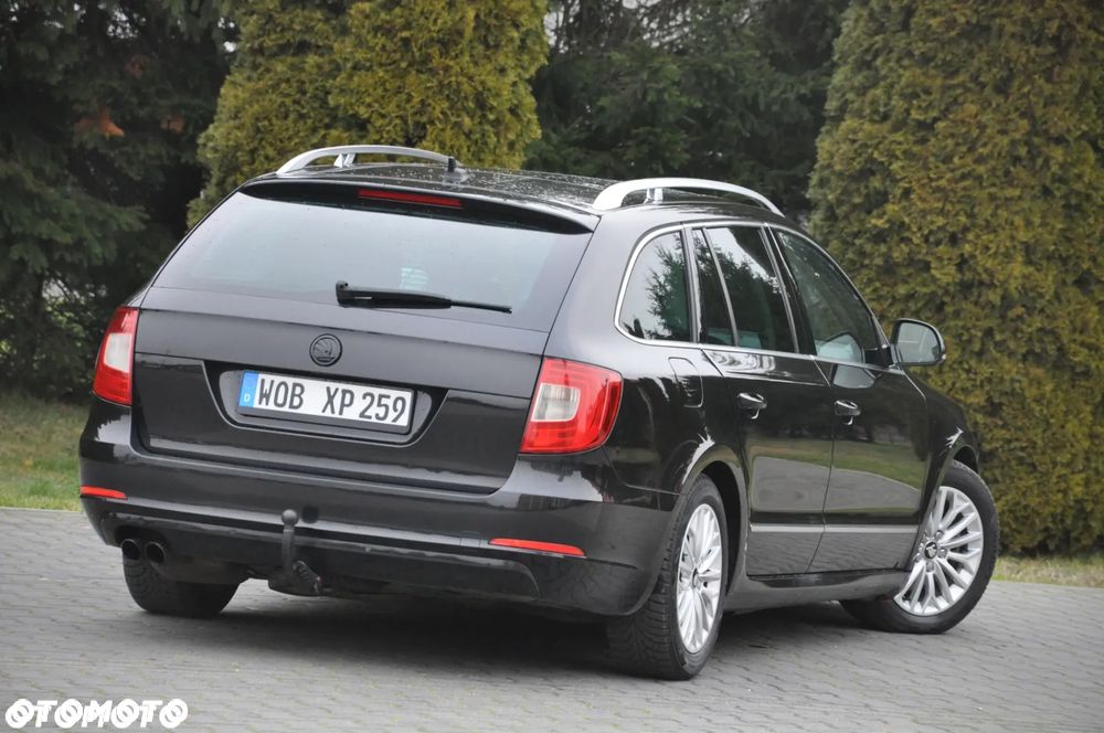 Skoda Superb 2.0 TDI DSG Exclusive - 16