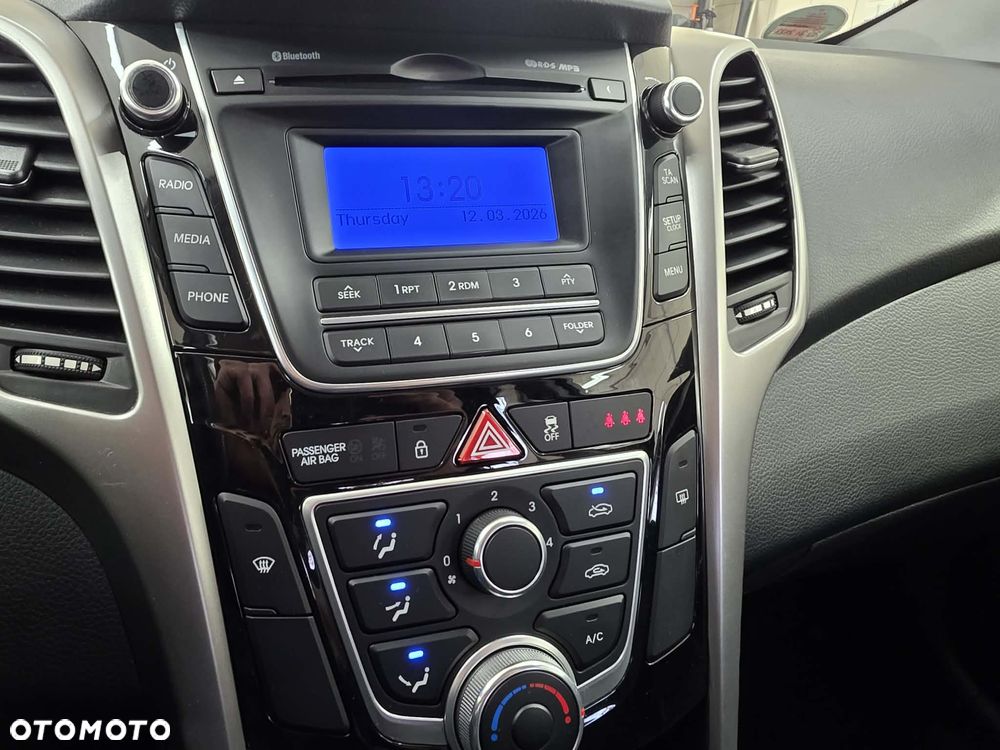 Hyundai i30 1.4 Fifa World Cup Edition - 27