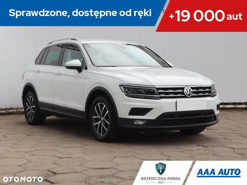 Volkswagen Tiguan - 2