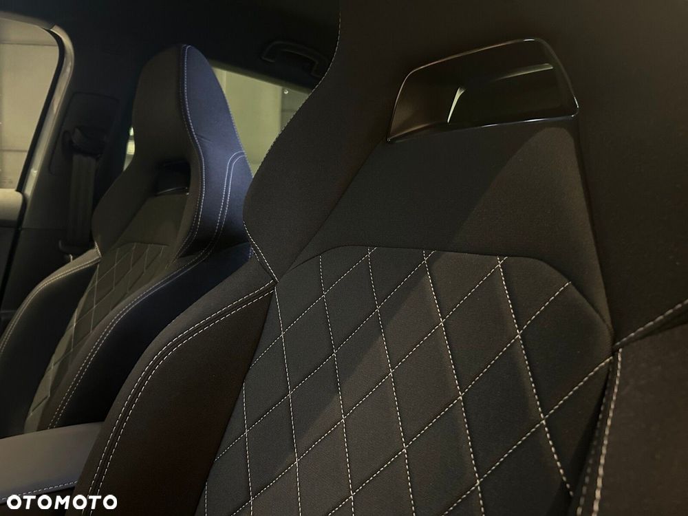 Skoda Karoq 1.5 TSI ACT Sportline DSG - 22