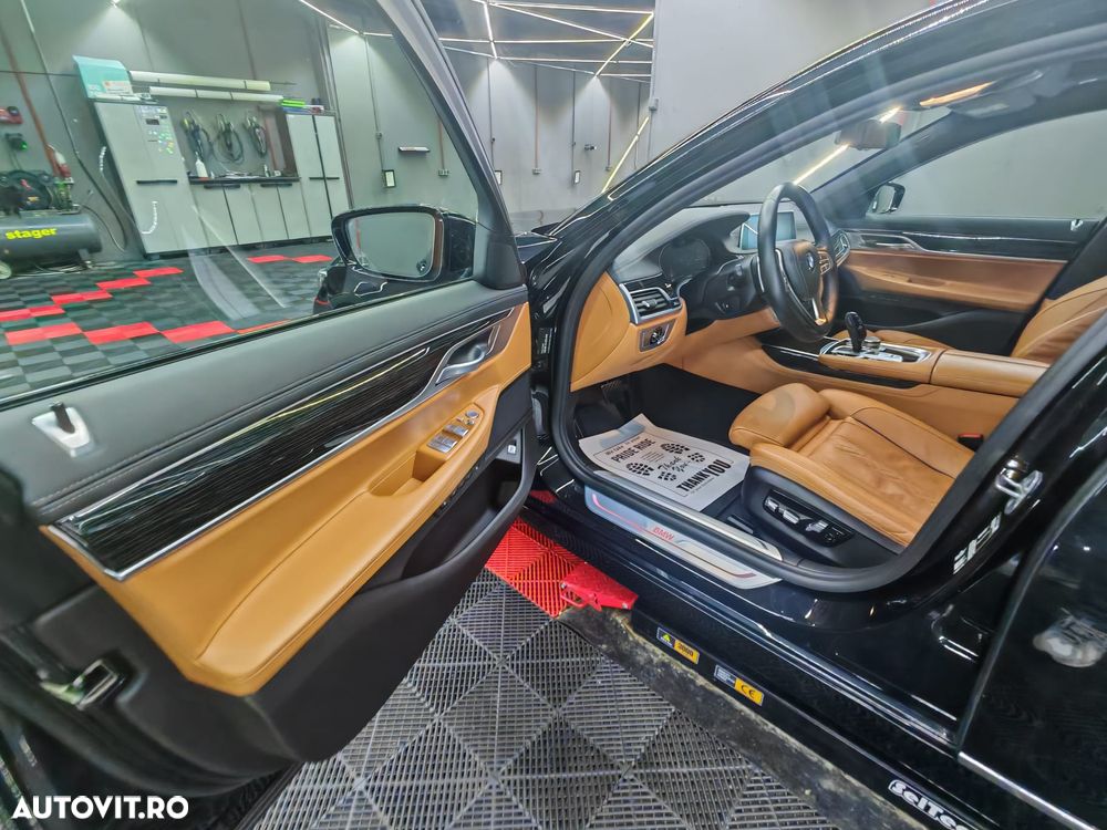 BMW Seria 7 730d - 12