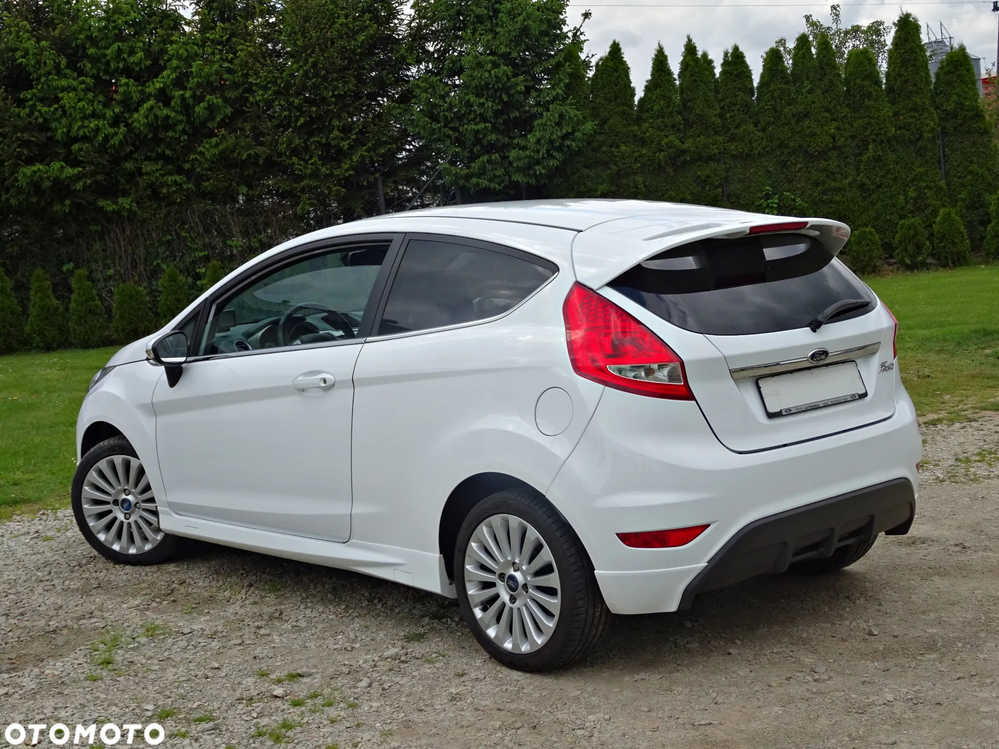 Ford Fiesta - 10