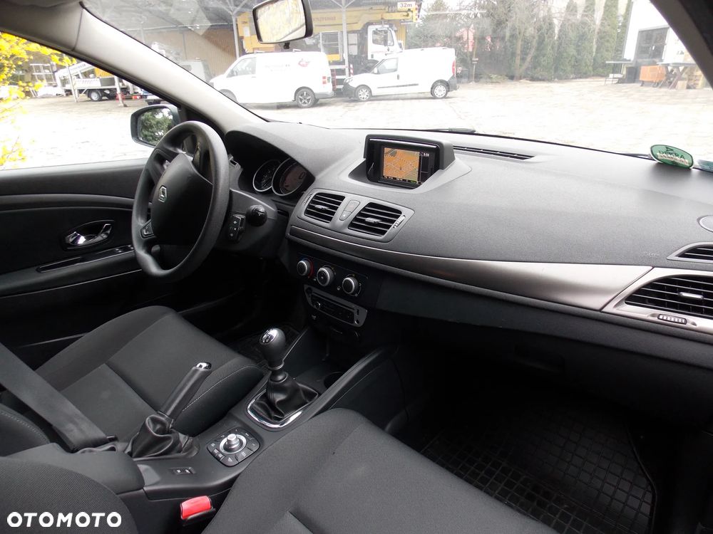 Renault Megane ENERGY TCe 115 Start & Stop Bose Edition - 21