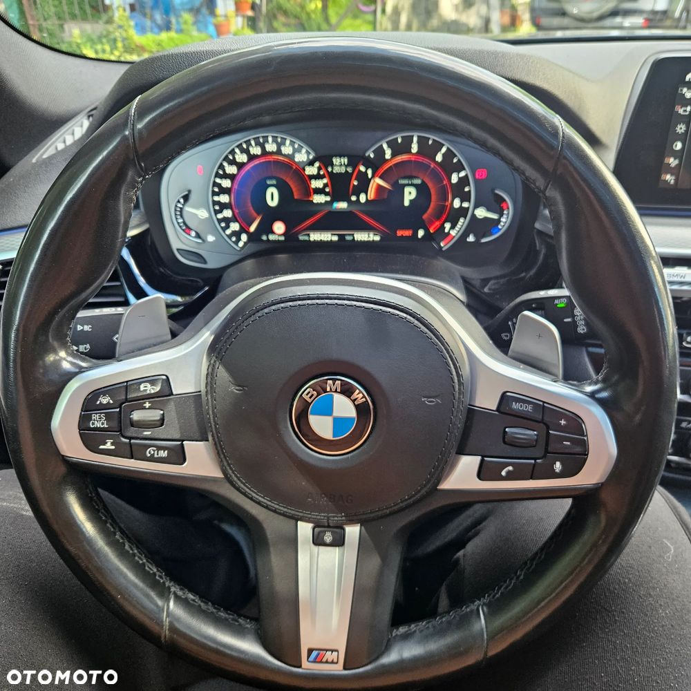 BMW Seria 5 530i xDrive M Sport sport - 3