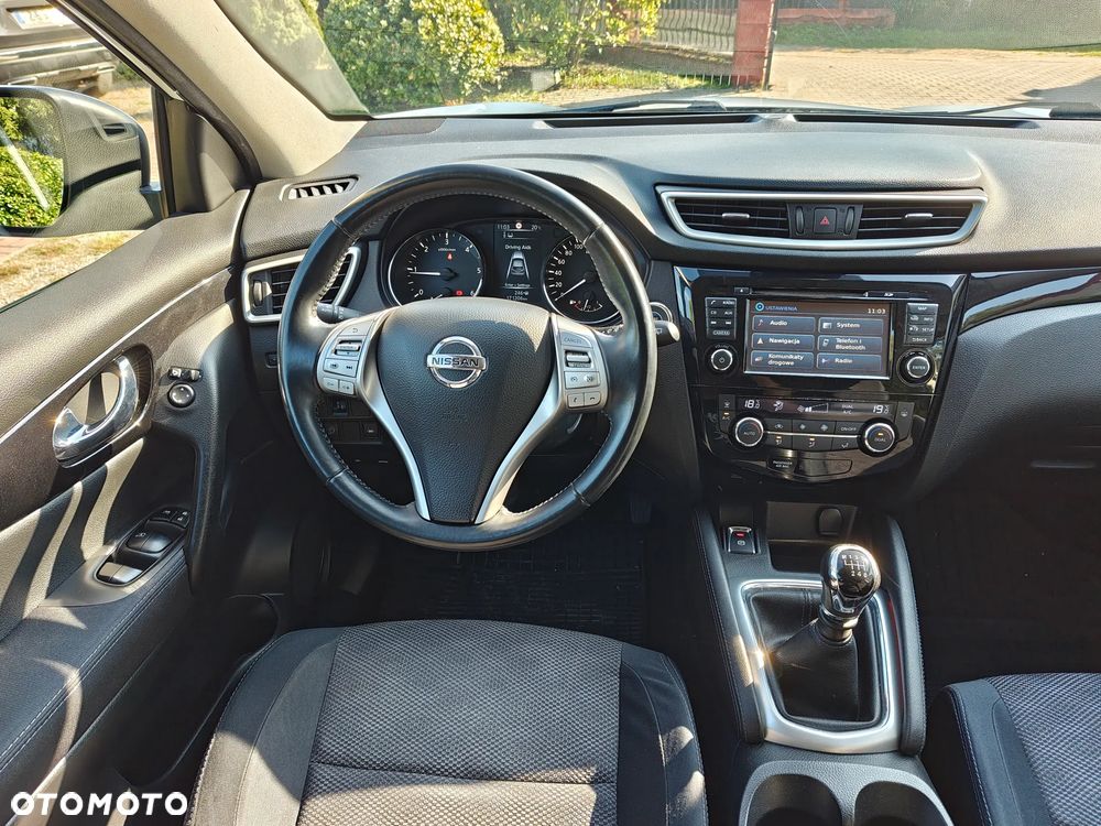 Nissan Qashqai 1.5 dCi N-Connecta - 16