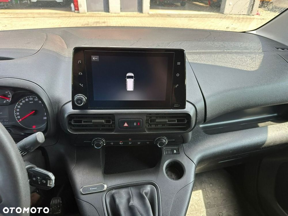 Opel Combo - 16