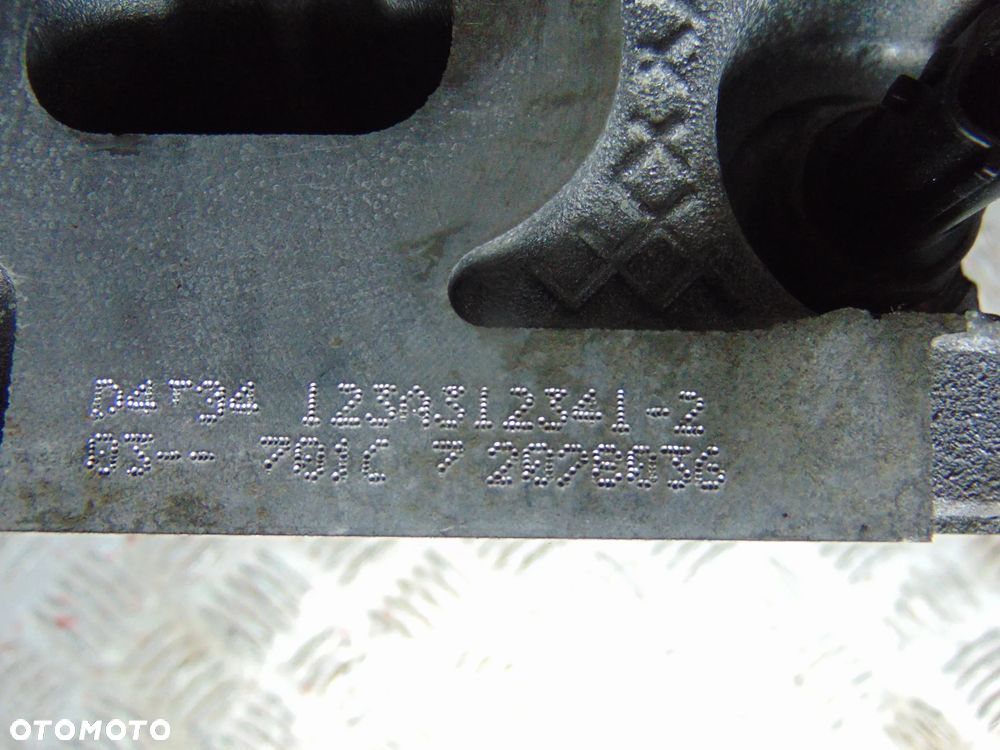 Głowica Clio 3 1,2 16 v po regeneracji 8200460196 - 3