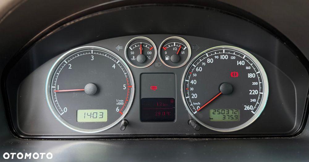 Volkswagen Sharan 1.9 TDI Comfortline - 23
