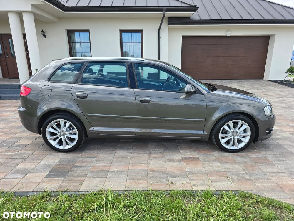 Audi A3 Sportback 2.0 TDI Ambiente - 29