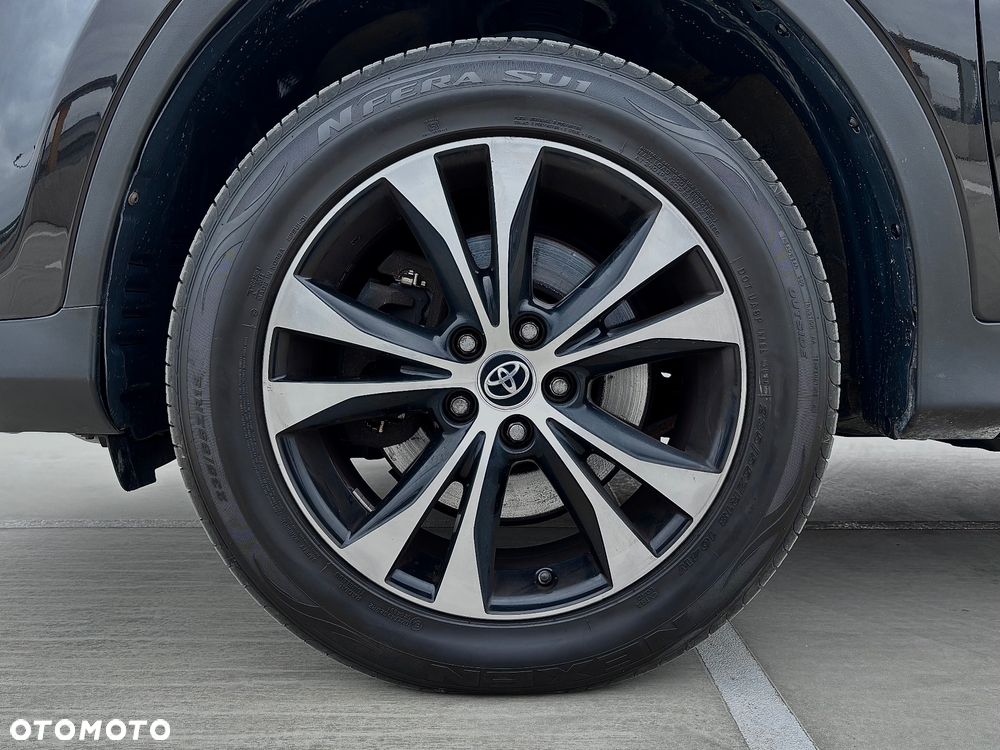 Toyota RAV4 - 18