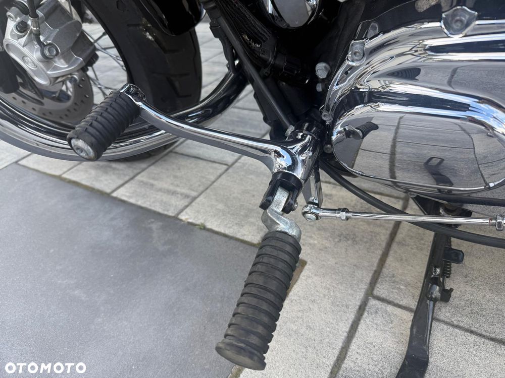 Harley-Davidson Sportster Custom 1200C - 24