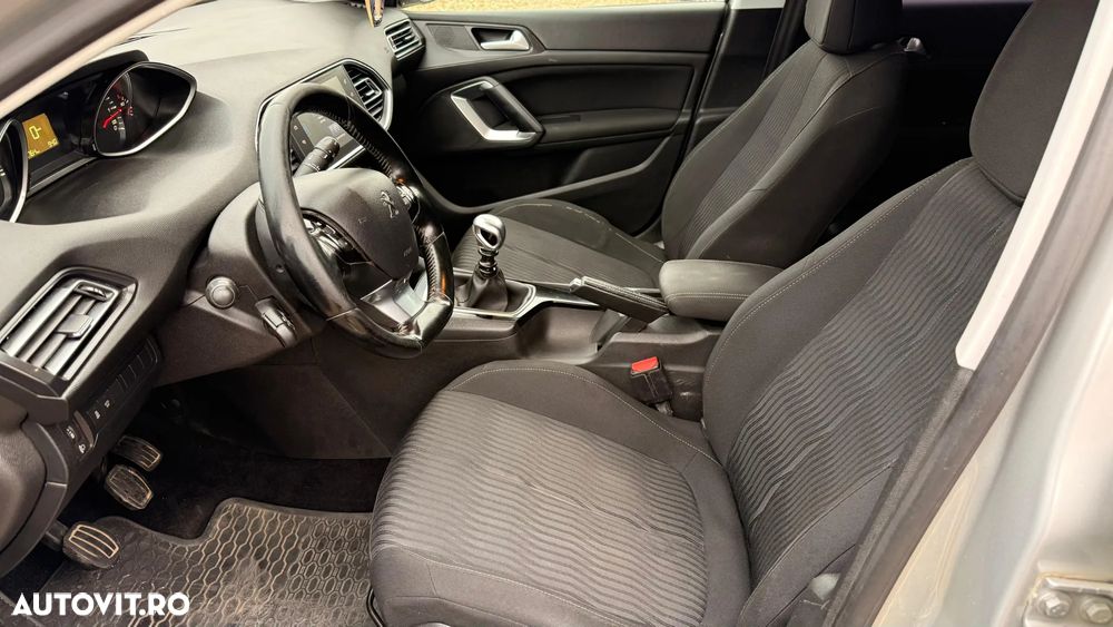 Peugeot 308 SW BlueHDi 120 Stop & Start Style - 14