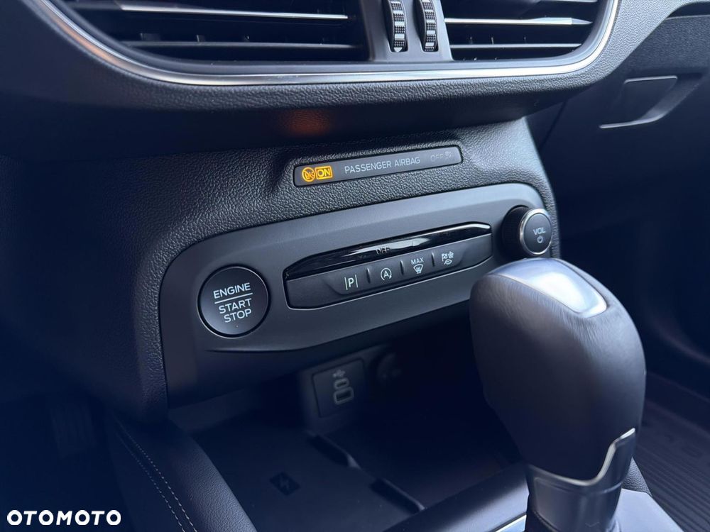 Ford Focus 1.0 EcoBoost mHEV Active X - 24