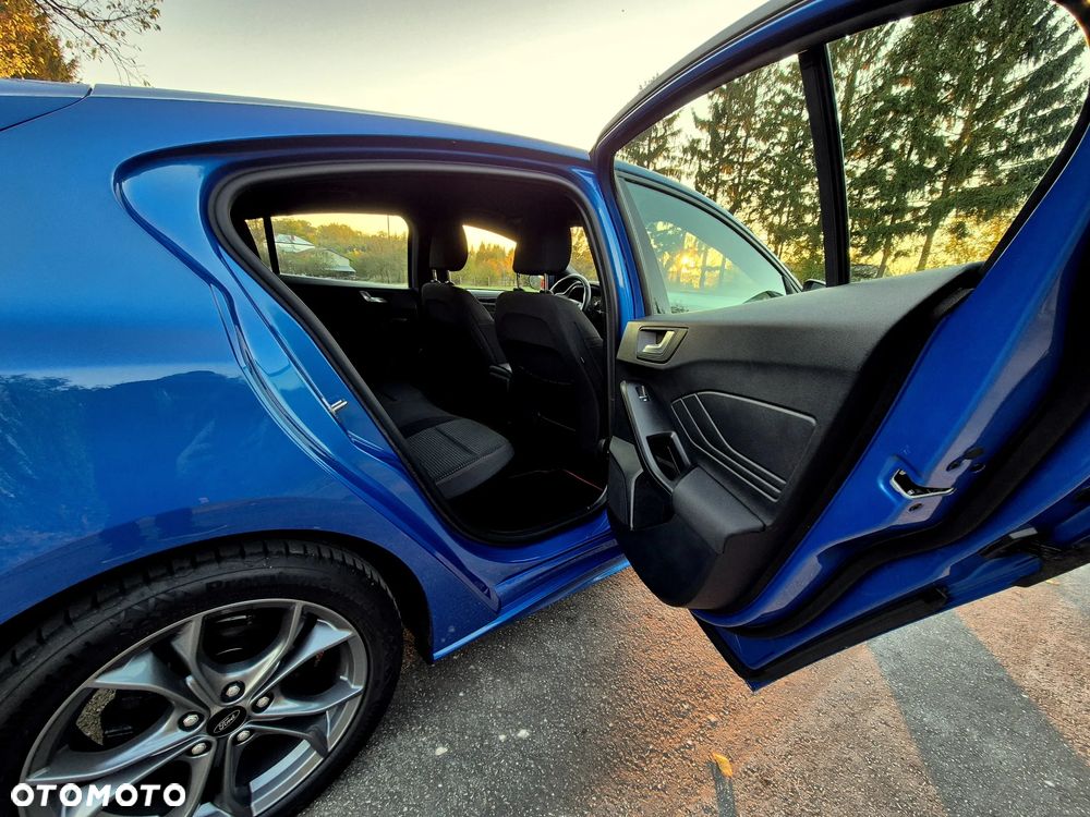 Ford Focus 1.5 EcoBoost Start-Stopp-System ST-Line - 29