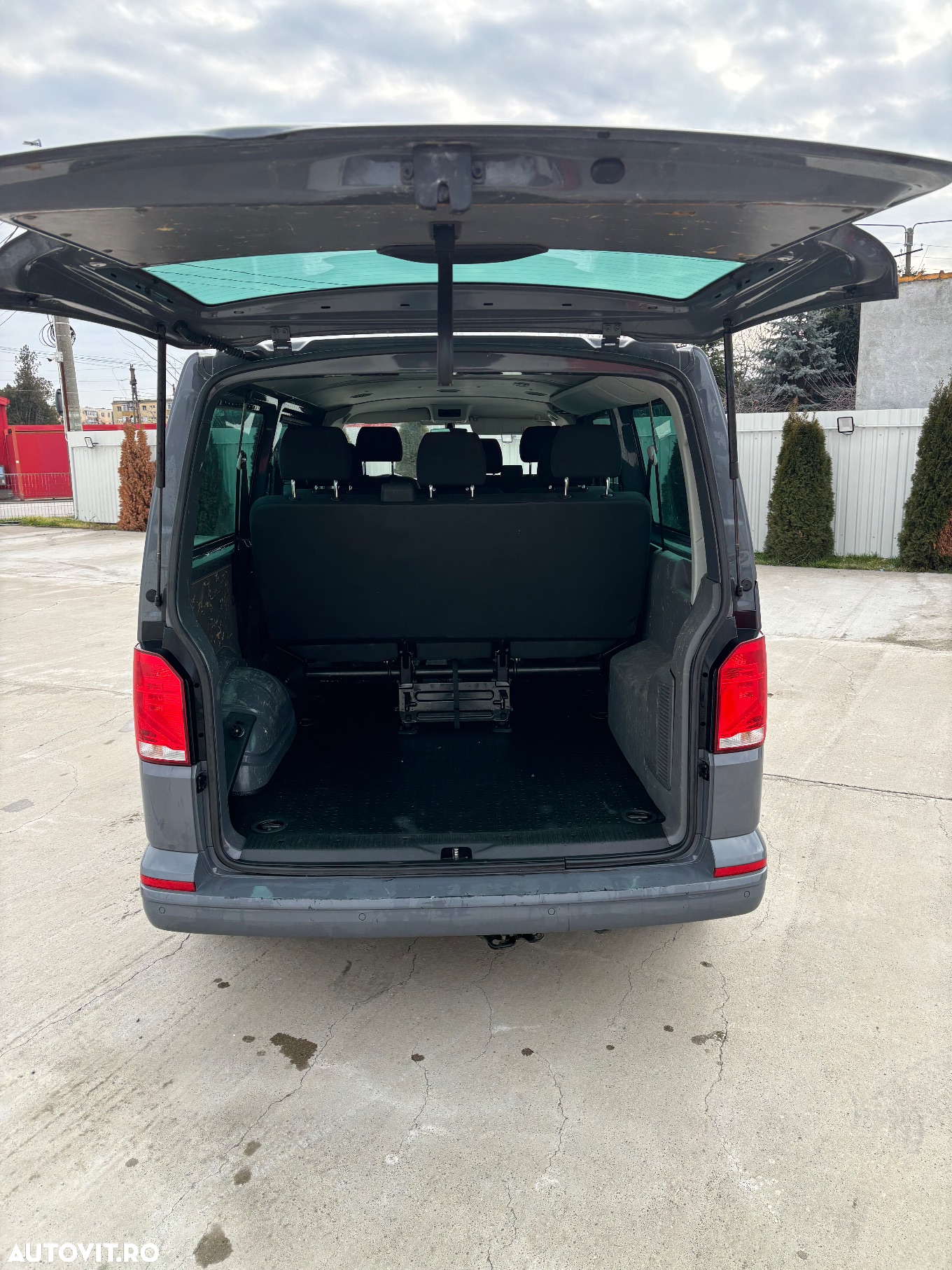 Volkswagen Transporter Kombi T6.1 2.0 TDI 81 kW KR - 8