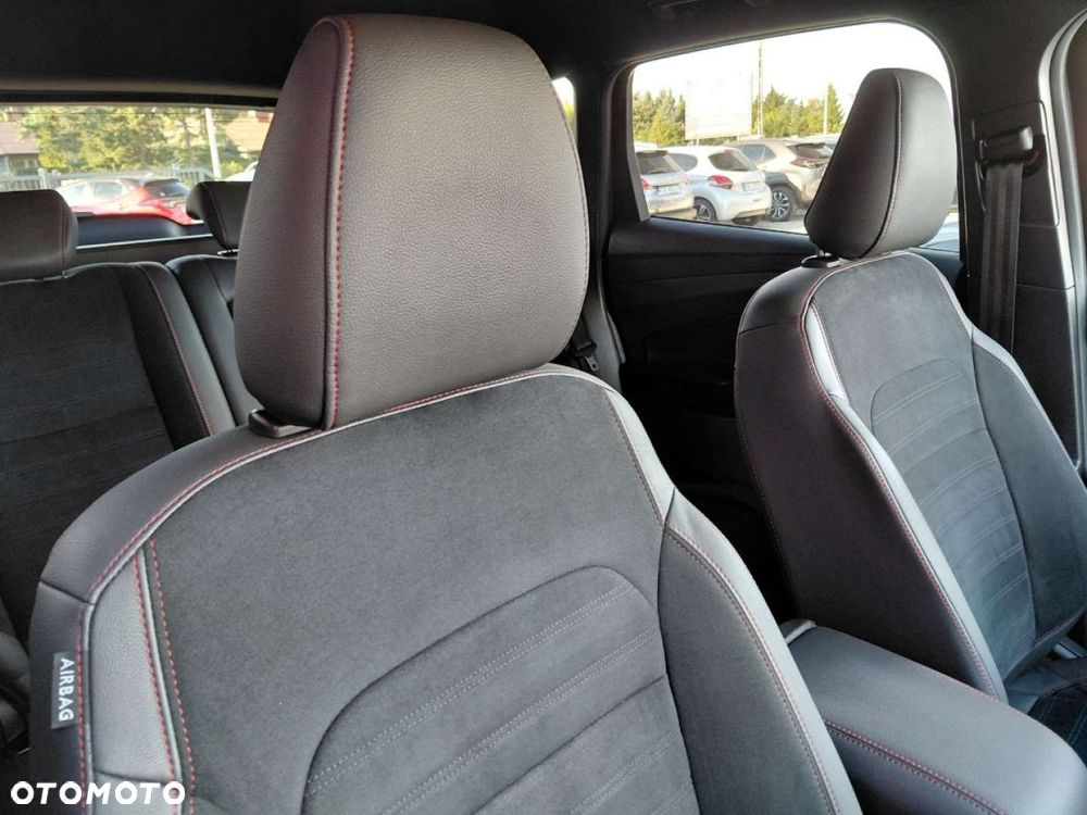 Ford Kuga - 18