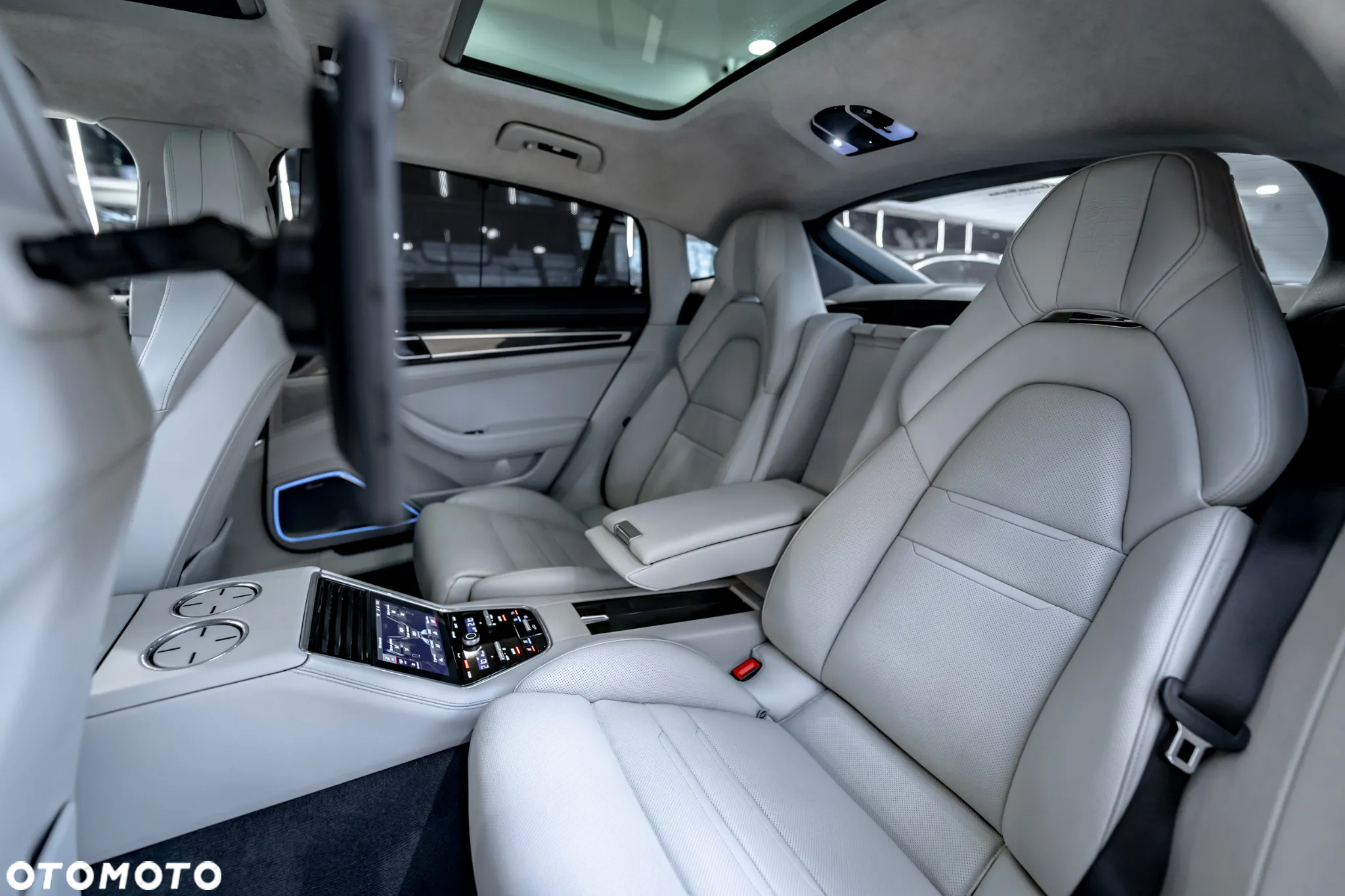 Porsche Panamera - 31