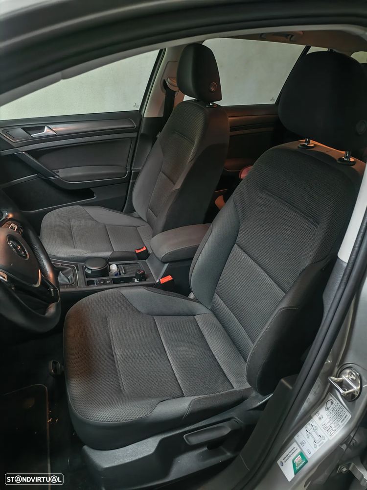 VW Golf Variant 1.6 TDi Confortline - 7