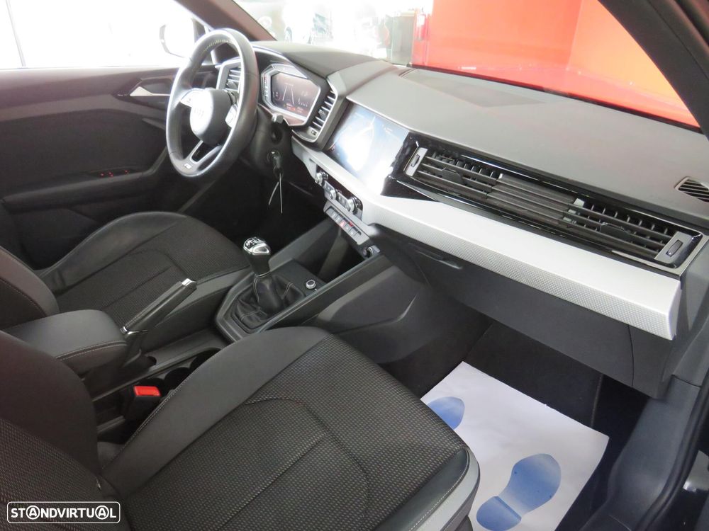 Audi A1 Citycarver 30 TFSI - 25