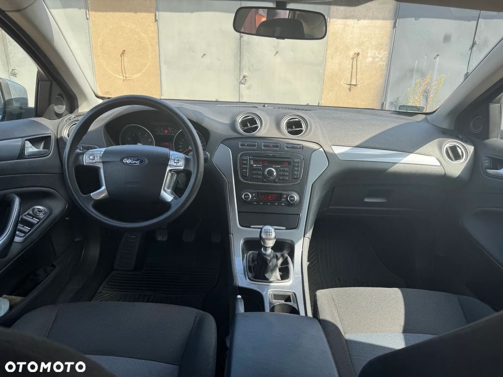 Ford Mondeo 1.6 T Trend - 13