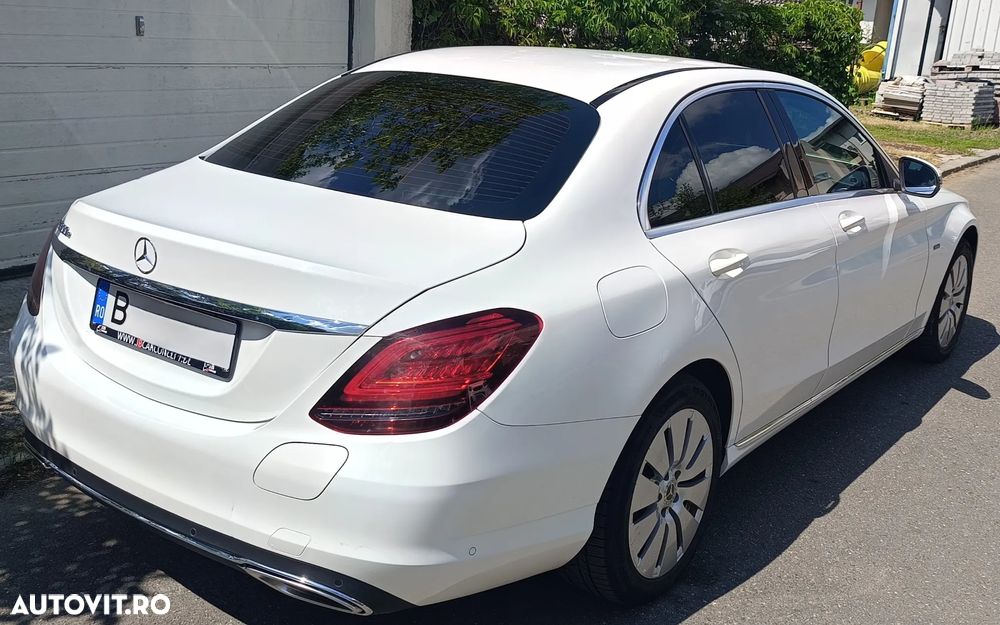 Mercedes-Benz C 300 e 4MATIC 9G-TRONIC - 6