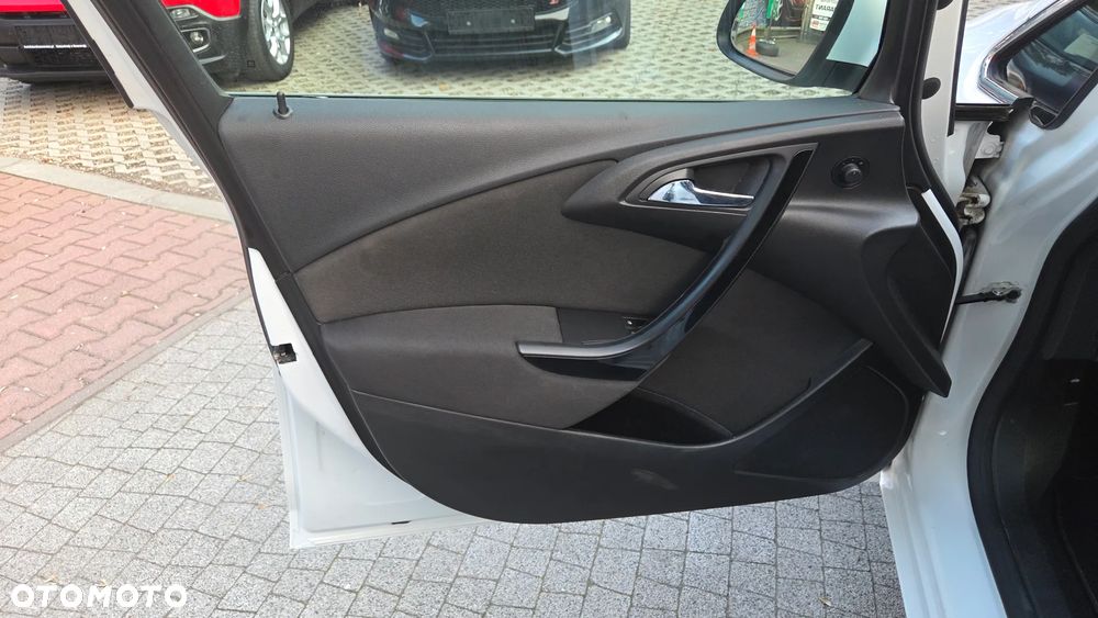 Opel Astra 1.4 Turbo Exklusiv - 21