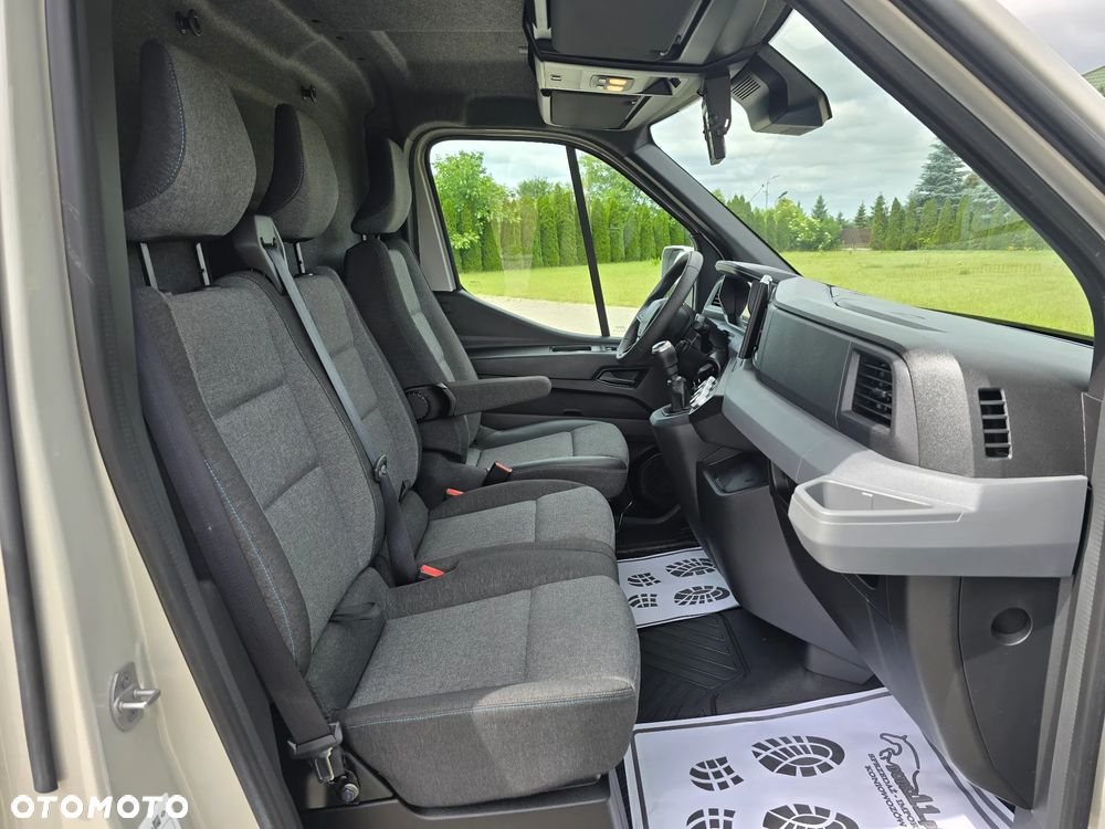 Renault Master-Koniowóz - 26