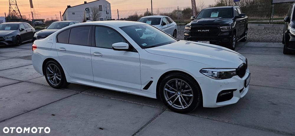 BMW Seria 5 530e iPerformance M Sport sport - 1