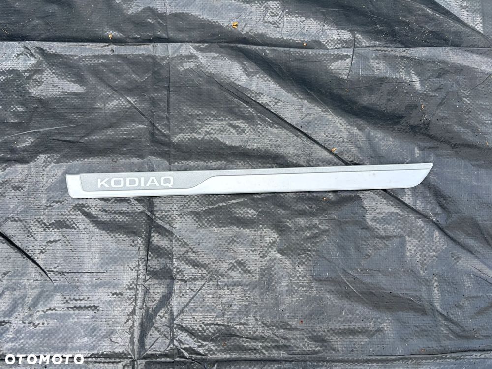 Skoda Kodiaq listwa progowa 565853514 prawa - 1