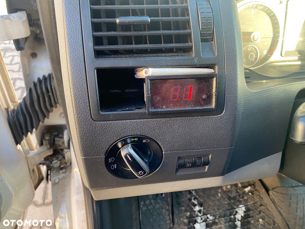 Volkswagen TRANSPORTER - 11